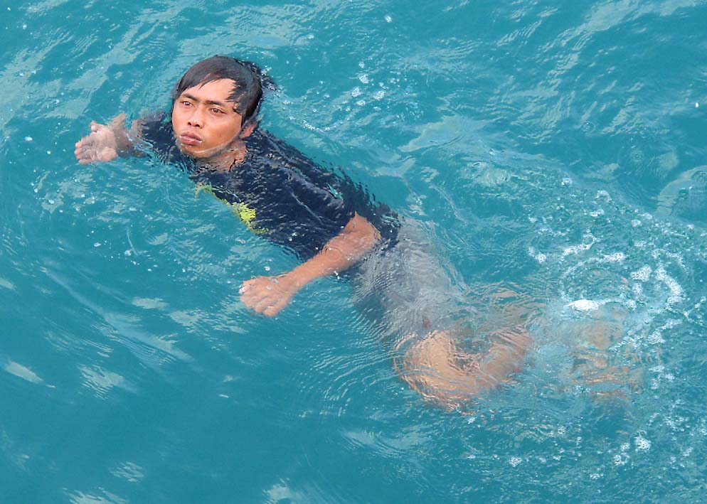 человек за бортом